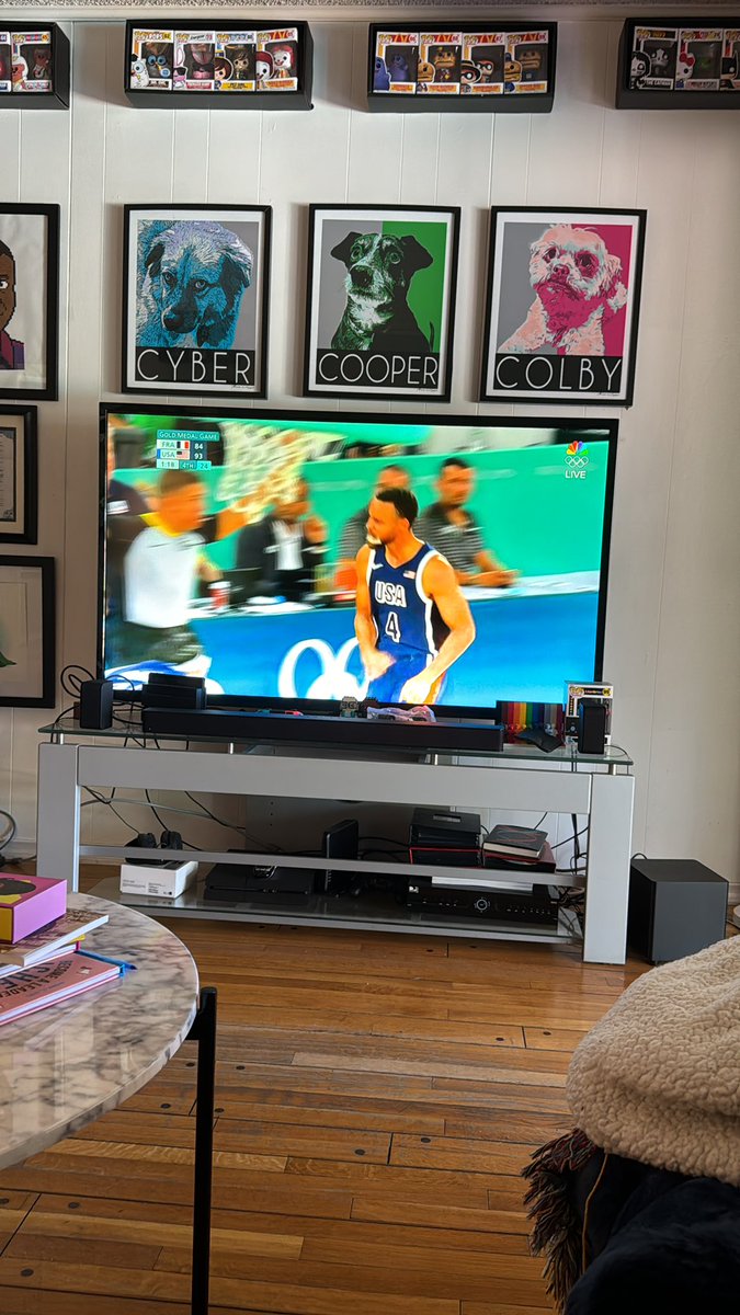 Steph <a href="/StephenCurry30/">Stephen Curry</a>  is the occasion   🥇U! S! A!  Oh my goodness…. Most clutch ever.