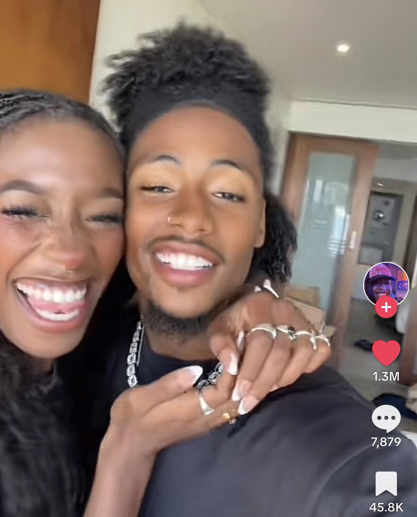 ZarahElizabeth_'s tweet photo. Black couples really won every reality show this year #loveisland #loveislandUSA #THTH 🥹❤️🖤🤎 https://t.co/IetG7HXZLf