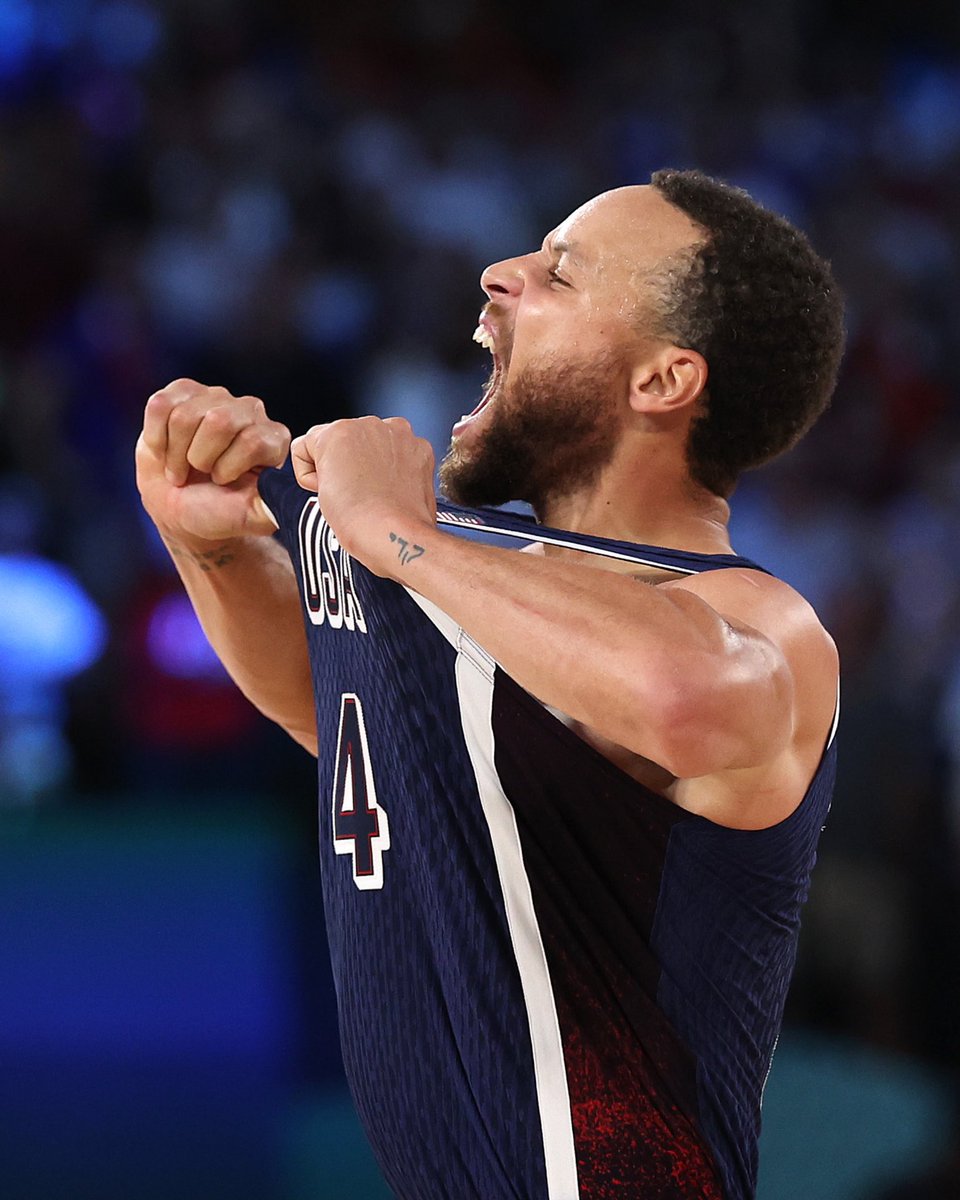 SLAMonline's tweet photo. STEPHEN CURRY. NIGHT NIGHT. https://t.co/Oh6zTAQaD9