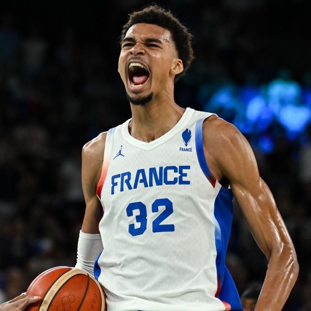 Victor Wembanyama today:

26 Points
7 Rebounds
2 Assists
58% FG

Respect. 🫡