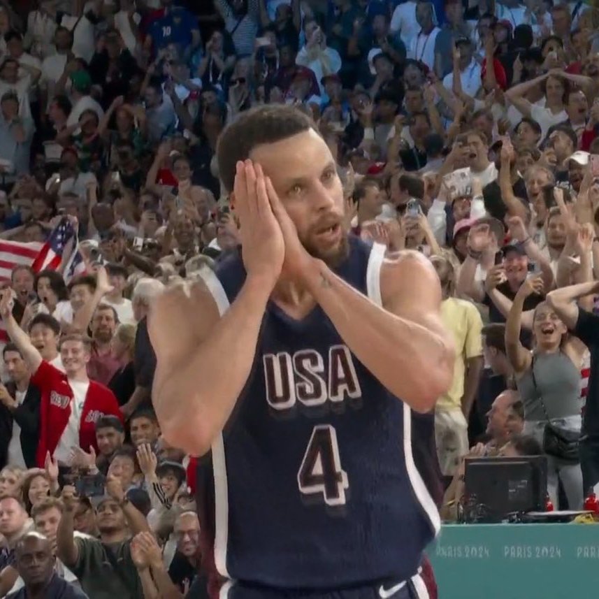 PlayLockerLive's tweet photo. Steph Curry today:
-24 Points
-8/14 FG
-8/13 3PT FG
GOAT PG #OlympicGames #USAMBNT
