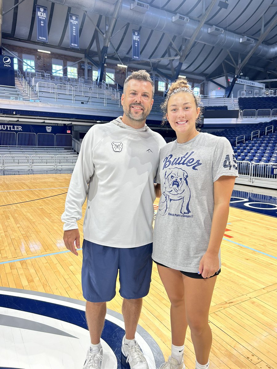 sophie3142's tweet photo. Had such a great time at Butler women’s basketball camp! Awesome time with the players and coaching staff! @ButlerUWBB @apthepark @PrepGirlsHoops @PGHIndiana @IGB16UEubanks @IGB_Hoops @JrAllStarBB https://t.co/kRC1WDcmcj