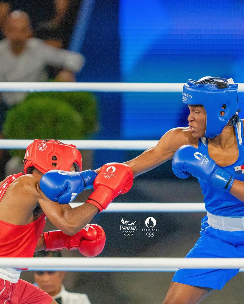 SoyKemm's tweet photo. “Corres como niña”  (Gianna Woodruff)
“Peleas como niña” (Kristine Jiménez🥋)
“Saltas como niña”(Hillary Heron 🤸🏾)
“Pegas como niña”(Atheyna Bylon🥈🥊)

Gracias mujeres por representarnos y hacer soñar a las niñas 🇵🇦🙏🏻✨ https://t.co/HiIHwicZO7