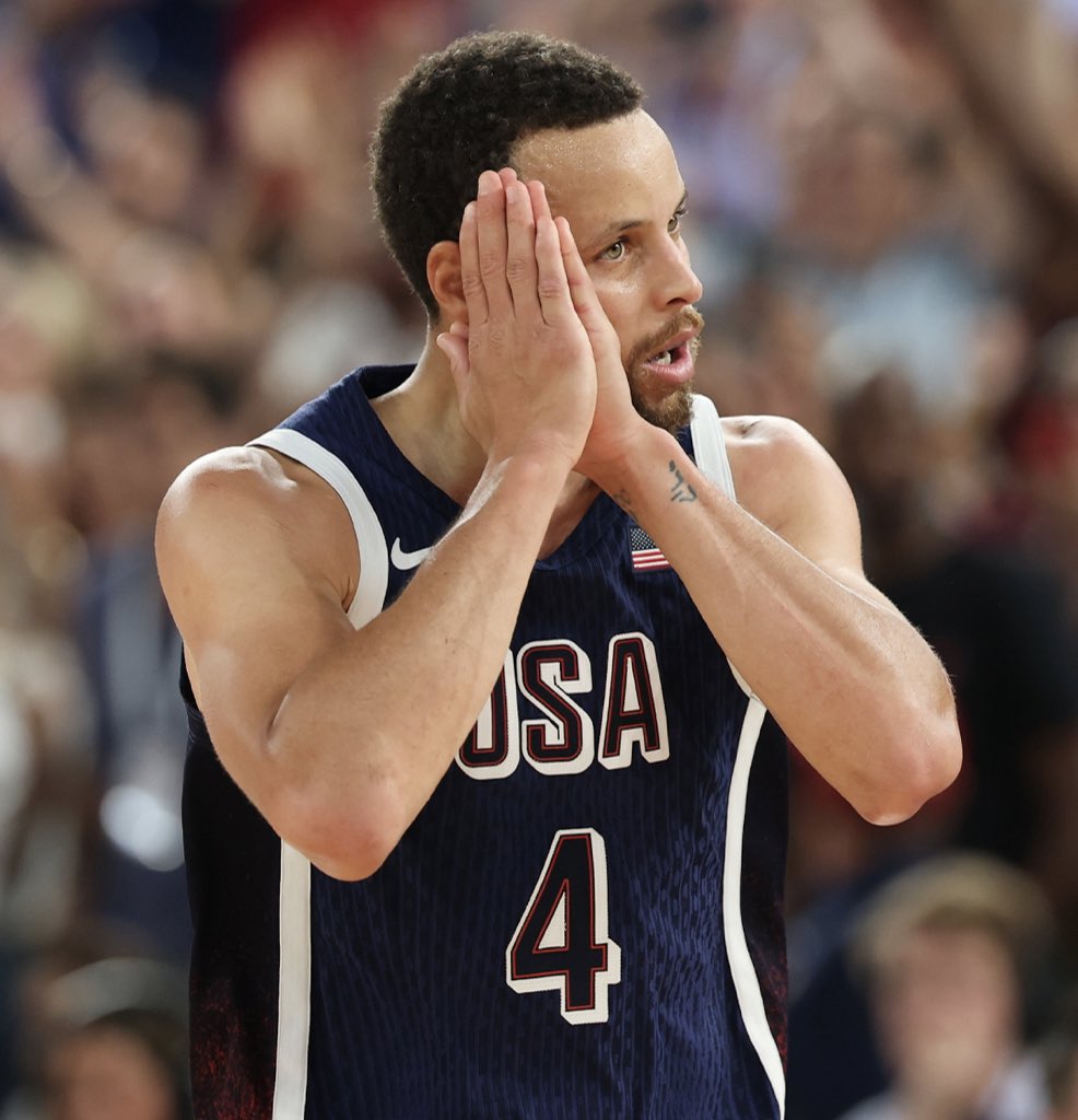 brasilcoast2's tweet photo. 2:58 para o fim do jogo, até que… 

- Cesta de três do Curry (85-79)
- Dois lances livres do KD (87-79)
- Cesta de três do Curry (90-81)
- Cesta de três do Curry (93-84)
- Cesta de três do Curry (96-87)

Fim de papo. https://t.co/DzQkrMfj9G