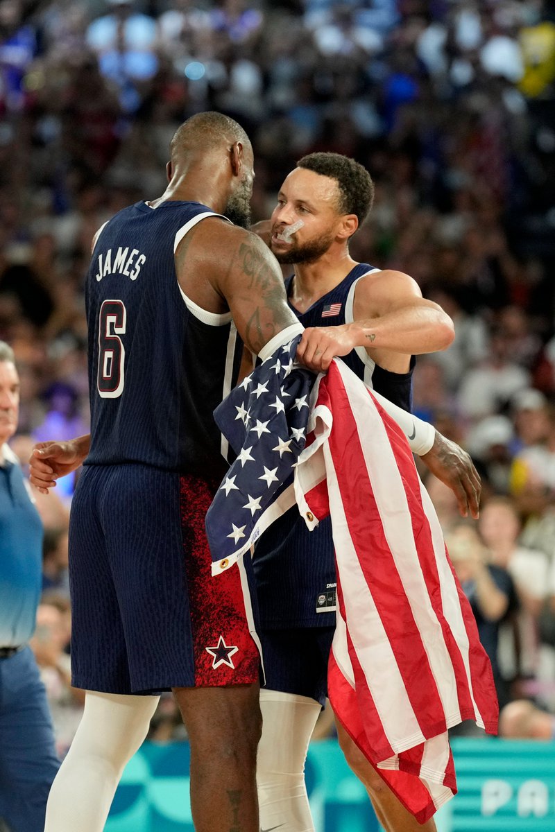 DraftKings's tweet photo. WITNESSING GREATNESS 🥇 https://t.co/C6Uko68Pkn