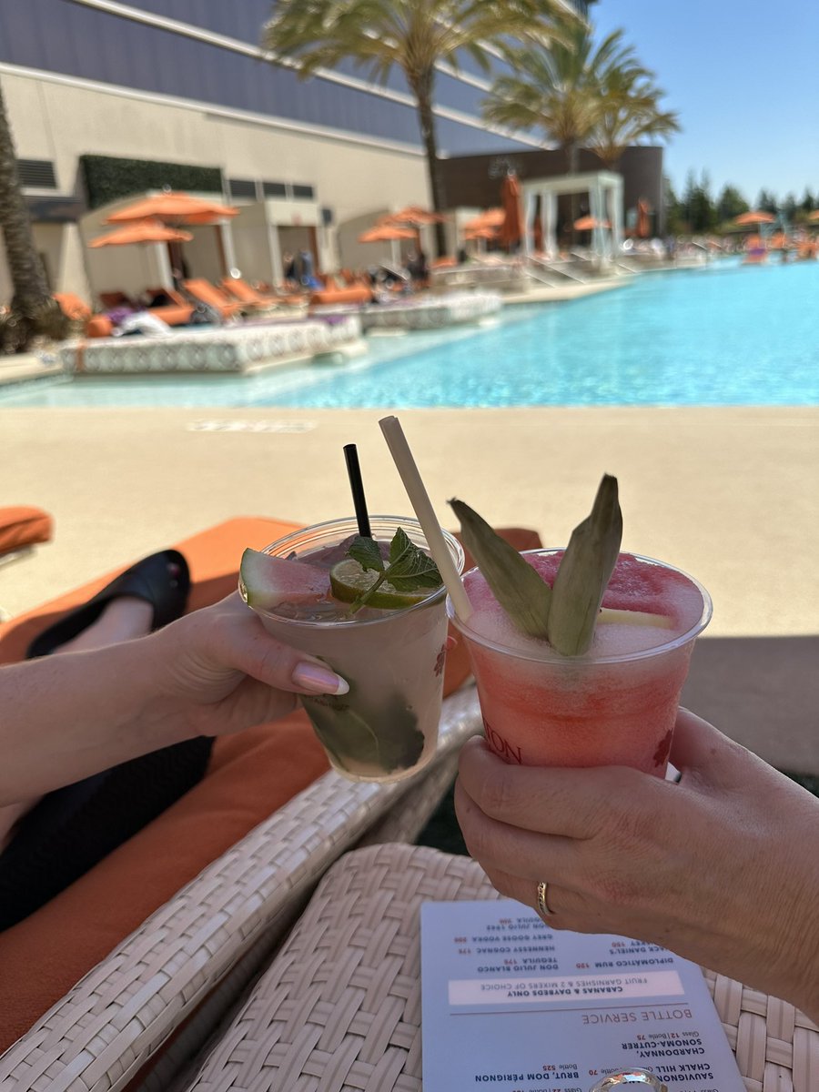 Cheers <a href="/playgraton/">Graton Resort & Casino</a>