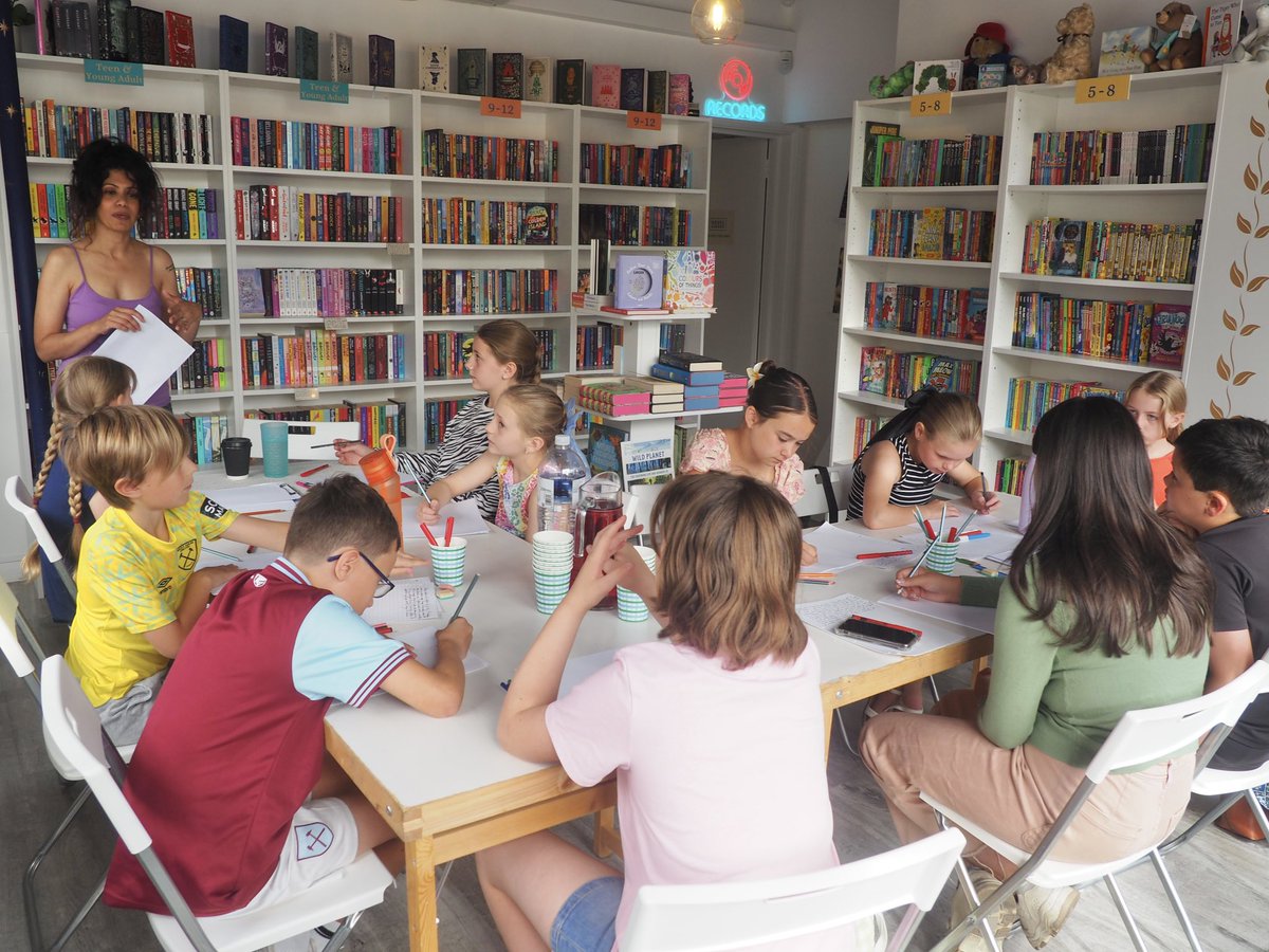 Lisa Emily Wakely tweet media