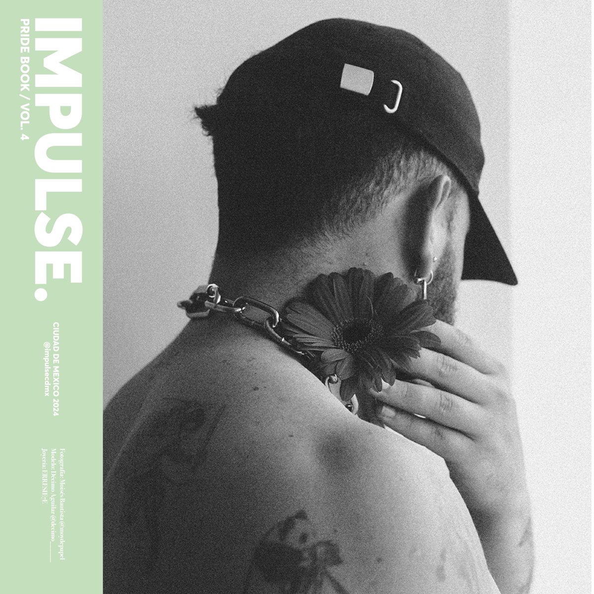 ImpulseCDMX's tweet photo. #PrideBook Vol. 4 | Una antología de historias que celebran la diversidad del colectivo LGBTIQ+
#SomosImpulse
Fotografía: Moisés Bautista https://t.co/NCSIW5CccS
Modelo: Décimo Aguilar https://t.co/ywBAqIeqMi
Joyería: ERRESIE7E https://t.co/iJLM6DssqU
