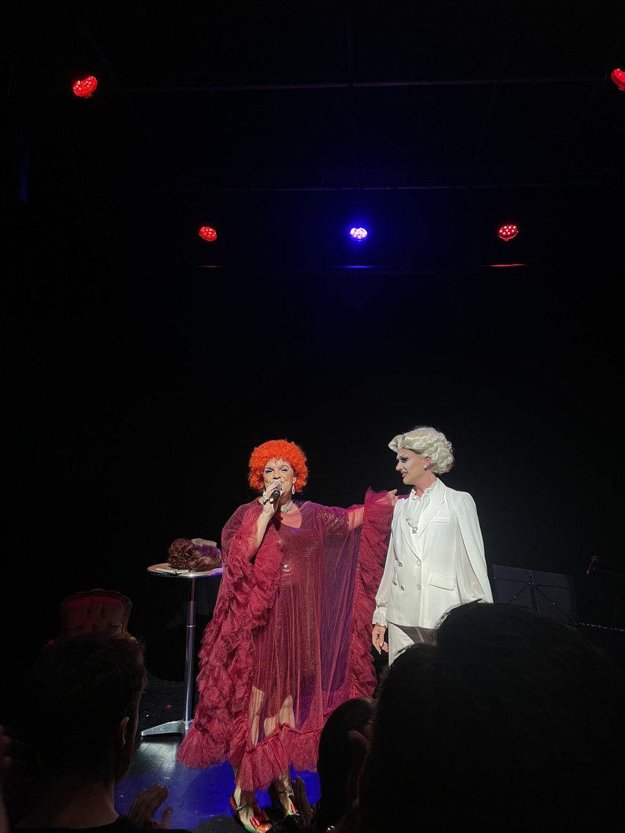 roberrrrto's tweet photo. Dolly Diamond at the @edfringe is an absolute must. So wonderfully funny! @_DollyDiamond https://t.co/hlEEtefS1f