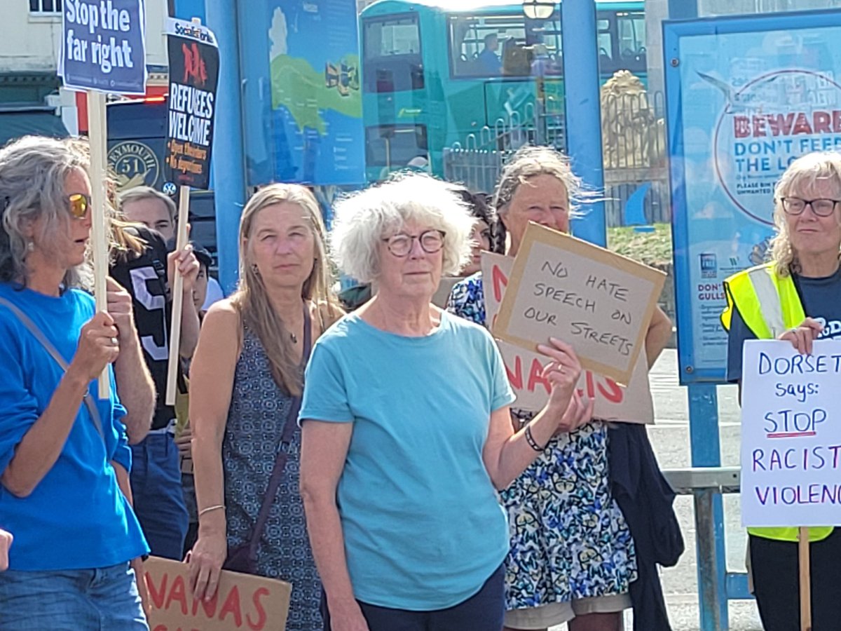 BRADEYchris's tweet photo. #Weymouth gentle souls https://t.co/RTOEYfrRSw