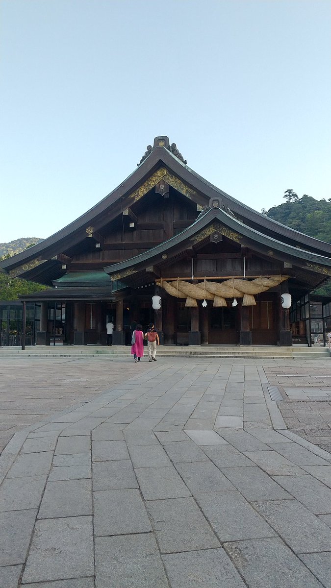 minpurikone's tweet photo. 朝活出雲大社 https://t.co/bmEBeZKAS9