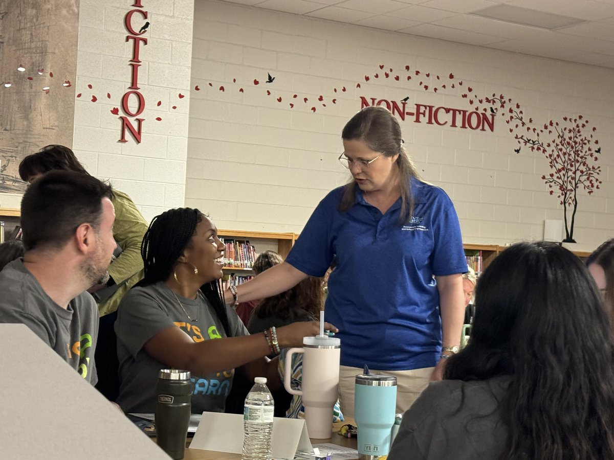 LLE_Little_Hawk's tweet photo. Dr. Heather Dillard, Thank you for your support as we continue the PLC journey at LLE. Your commitment to our collective growth and the marathon we've embarked upon together is deeply appreciated. @LLE_Little_Hawk  @rucoschools @MTSU https://t.co/sBacMqM4cY