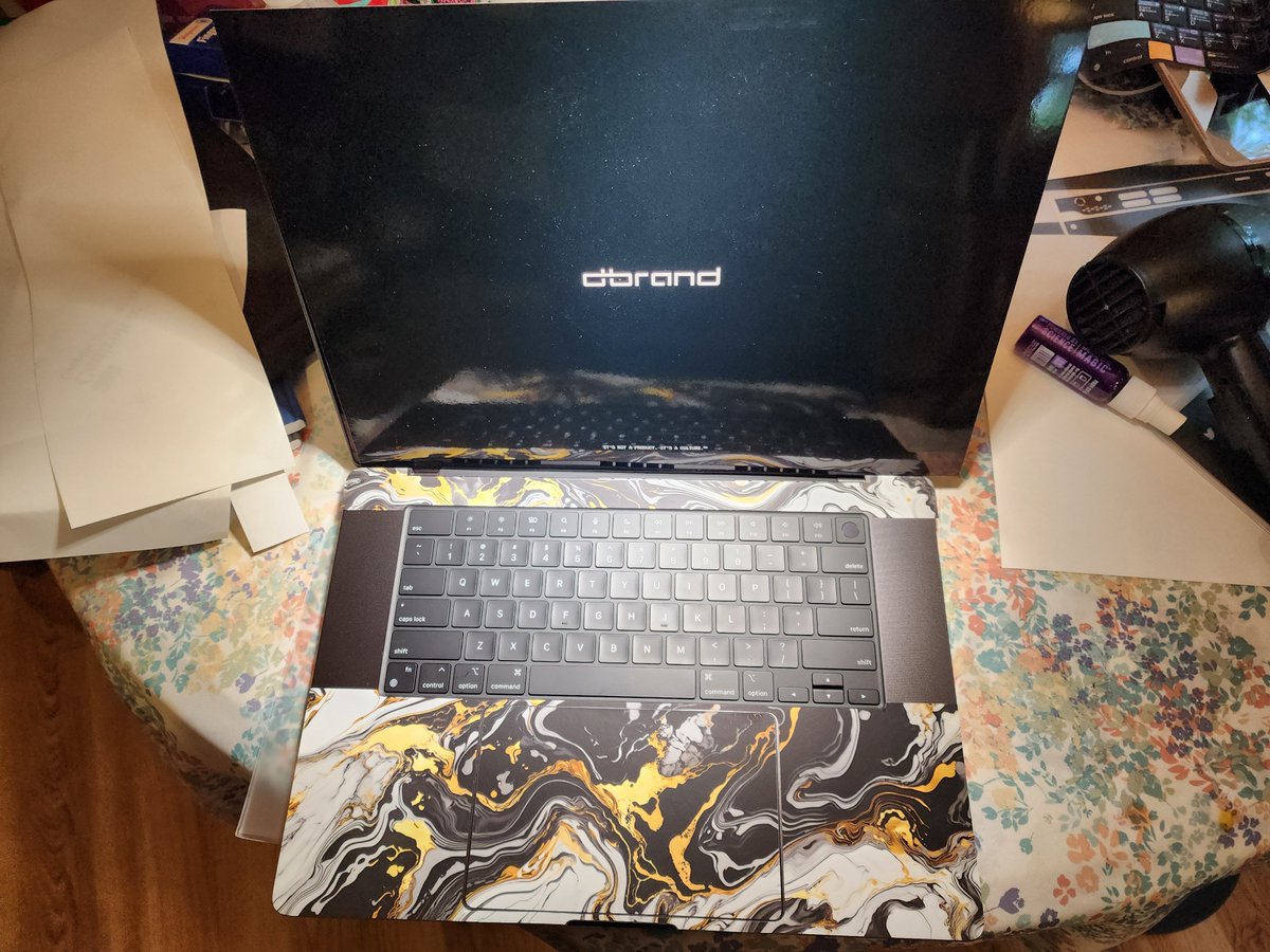 god_Forgive_3's tweet photo. @dbrand installing tjis amazing skin
Is there anyway to fix this over hang? https://t.co/ExgZe38a3J