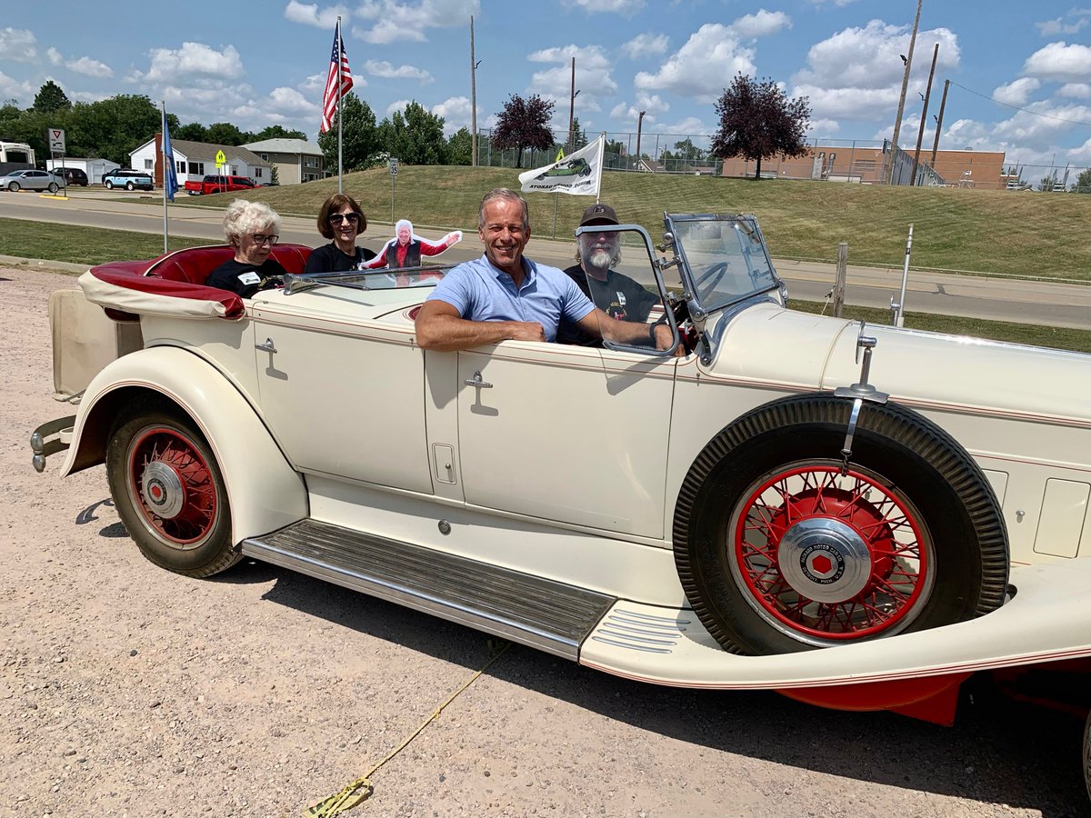 LeaderJohnThune's tweet photo. Great to be back in Murdo today for the Pioneer Auto Show 70th anniversary celebration. #hometown #sdsummer https://t.co/IyKRyV4mV3