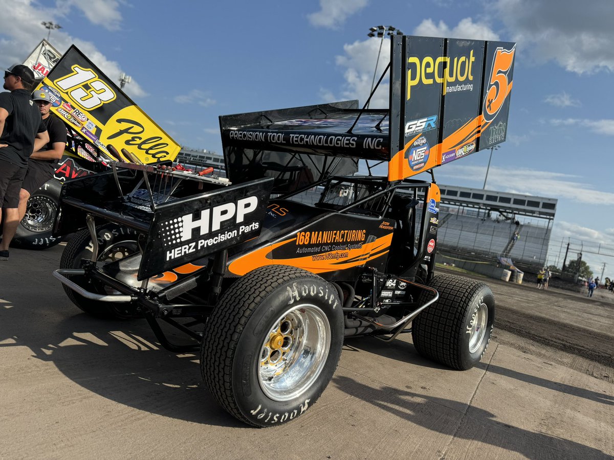 𝐒𝐓𝐀𝐑𝐓𝐈𝐍𝐆 𝟐𝟑𝐑𝐃: @Henderson_Racin

The Tea, SD driver put the Forbrook machine in the show for his sixth #NOSvilleNationals Championship Feature start.

Henderson owns a trio of top-10s in the crown jewel highlighted by a 2013 podium.