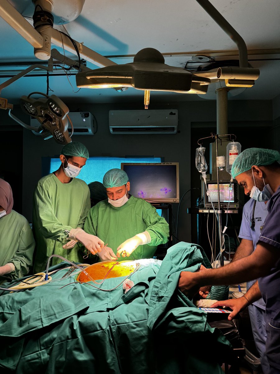 Jawadsimp07's tweet photo. Laparoscopic Cholecystectomy!!
First of many in OTs https://t.co/8dwdNDEVSX