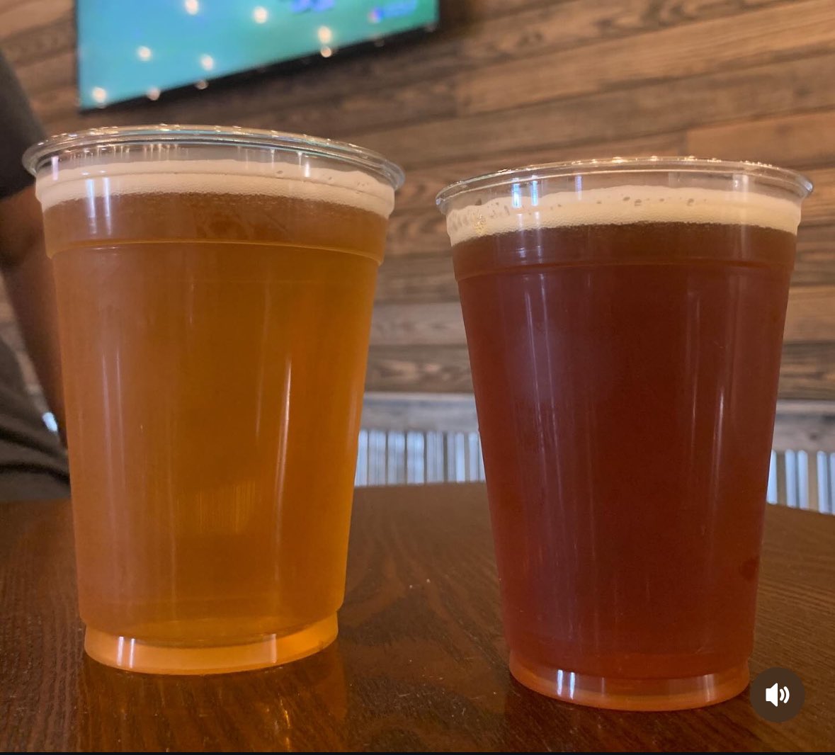 Cold beers on a Saturday night! Cheers! #beer #saturdaynight #weekend #craftbeer