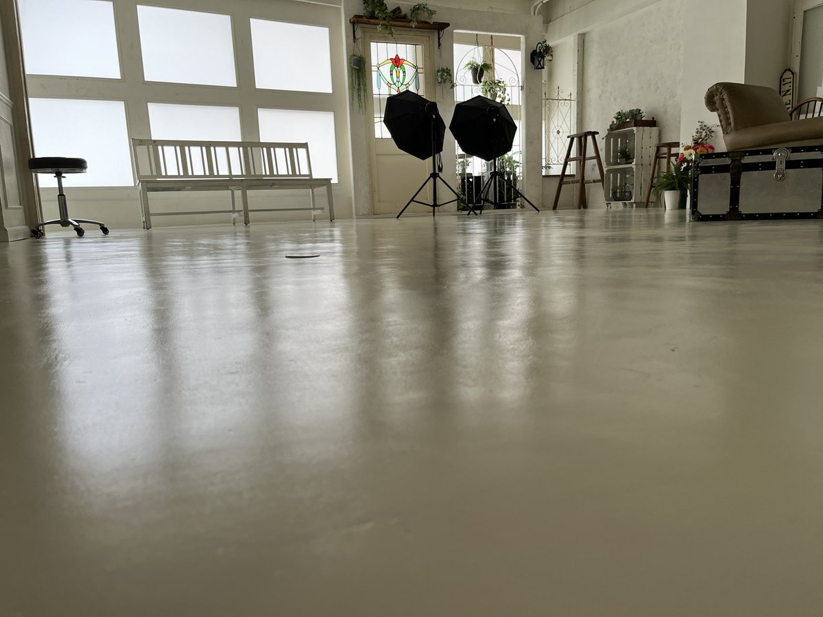 studiounit's tweet photo. 床のリペア完了 https://t.co/tZ2hoa0htG