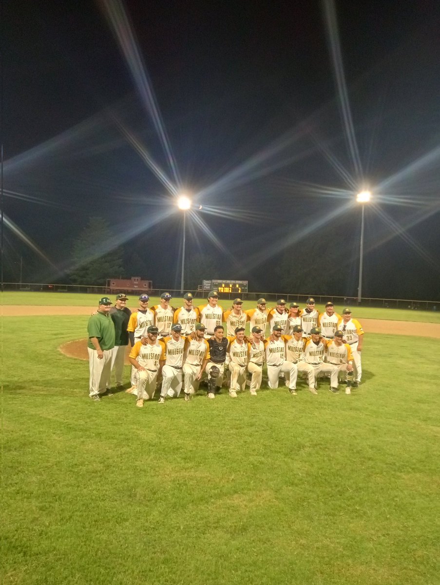 monclairleague's tweet photo. This is your Championship Team the Millstadt Green Machine!!! https://t.co/ELAPcaK0pb