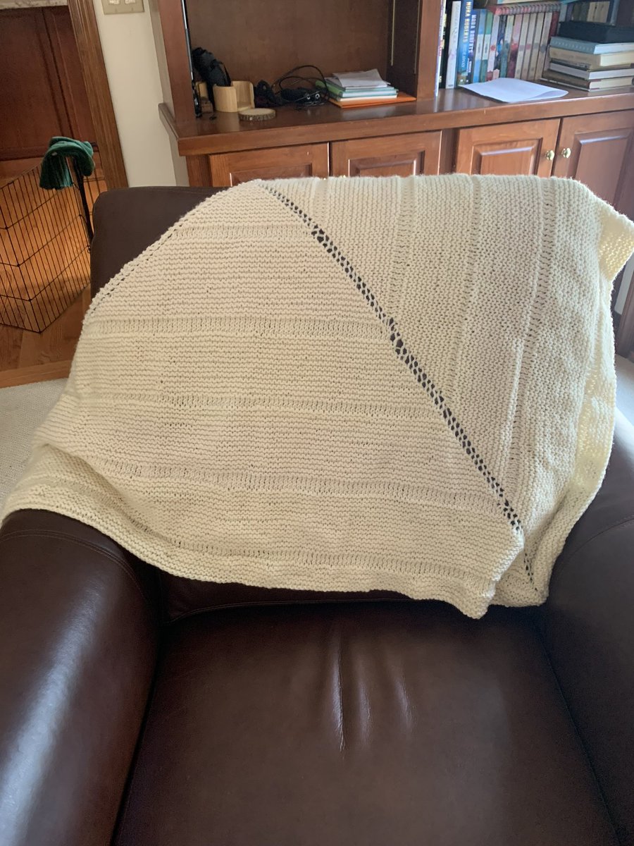 MaryPurls's tweet photo. I think most of you know I’m a Prayer Shawl knitter 4 my church Because my arm I couldn’t complete 1 below and my young grand.enlisted an experienced neighbor to help bind off. They cast off more than 170 stitches 4 my own neighbor who lost her son in a fire  it’s Huge YOU did it https://t.co/YFnMbLleRk