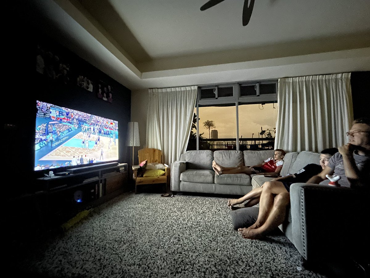 RunnerinTaiwan's tweet photo. cheering on the USA in the wee hours of the morning in Taiwan https://t.co/b68DDIXTAN