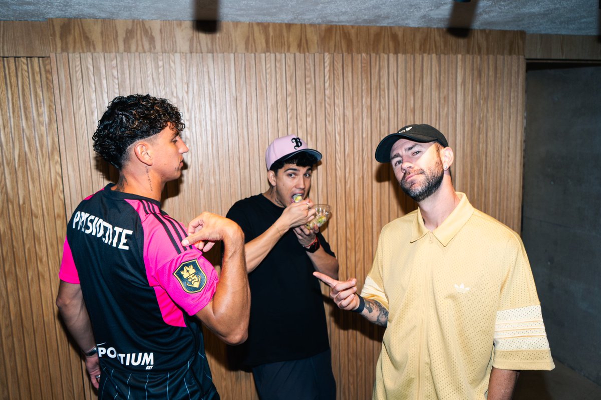 Igor Lichnovsky tweet media