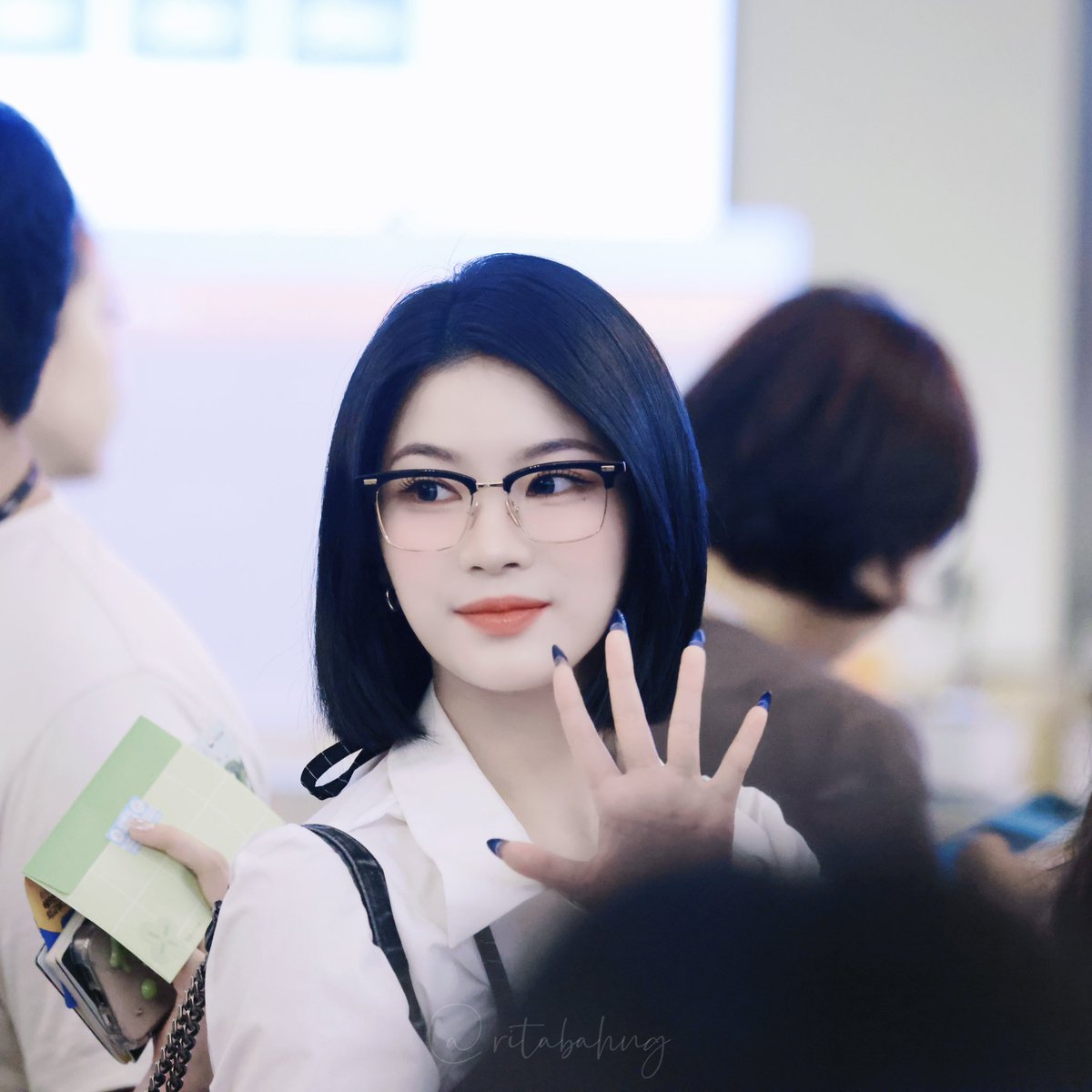 1ee1sa's tweet photo. 240724 ICN🛫
STAYC ISA 스테이씨 아이사
🤓😺
#스테이씨 #아이사 #스테이씨아이사
#STAYC #ISA #STAYCISA https://t.co/NOuprwcnHX
