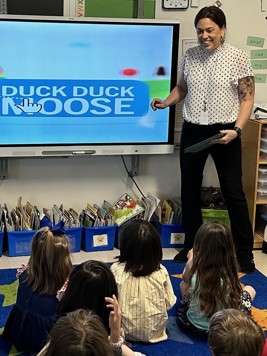 If you want to start out the SY24-25 with a K-12 activity that integrates free #EdTech &amp; promotes student wellbeing check out this link for 20 #SEL ideas for #backtoschool docs.google.com/presentation/d…