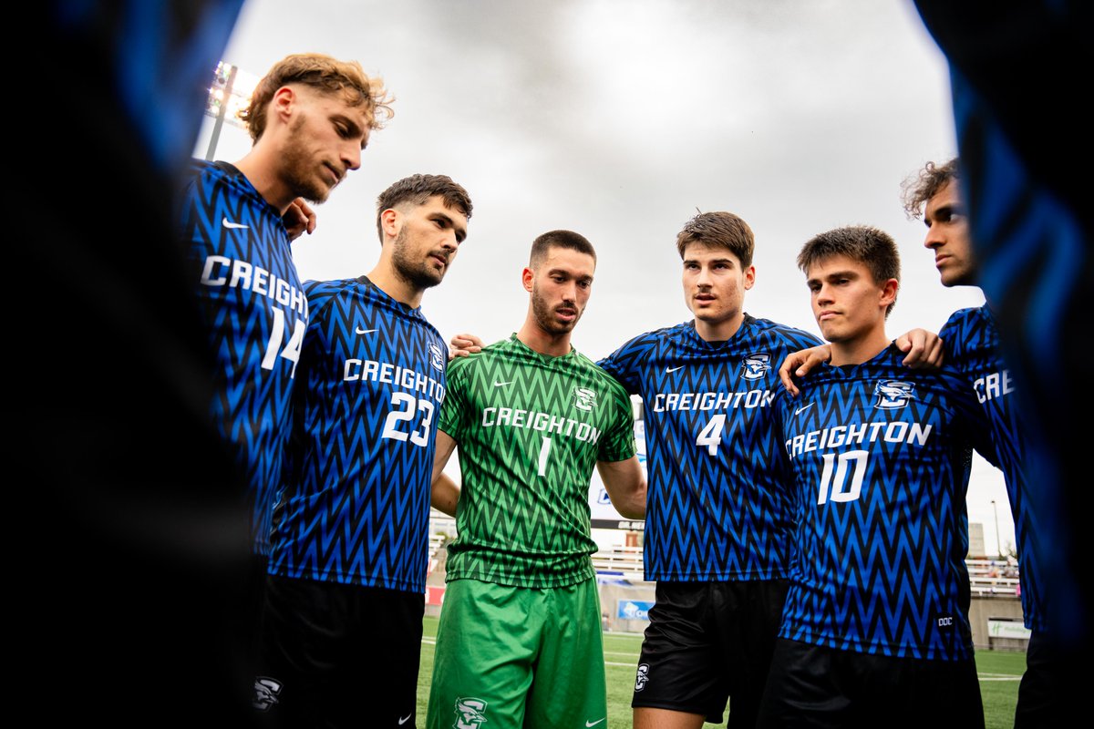 🔵 or ⚪️

Who you taking??

#GoJays