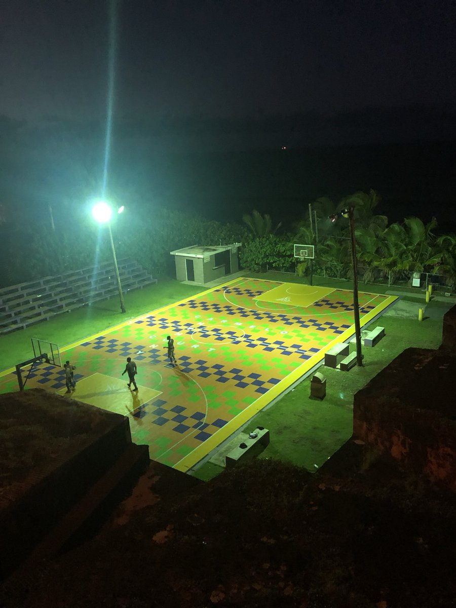LeorNewman's tweet photo. @MattModderno Our favorite place. We’re even getting married there in February! 

Both sides of the island have so much to offer. Explore Old San Juan for the history/food &amp; El Yunque if you’re down with nature. 

Feel free to text/DM any questions.

PS gotta get some shots up on Melo’s court! https://t.co/yj1xZmNycu