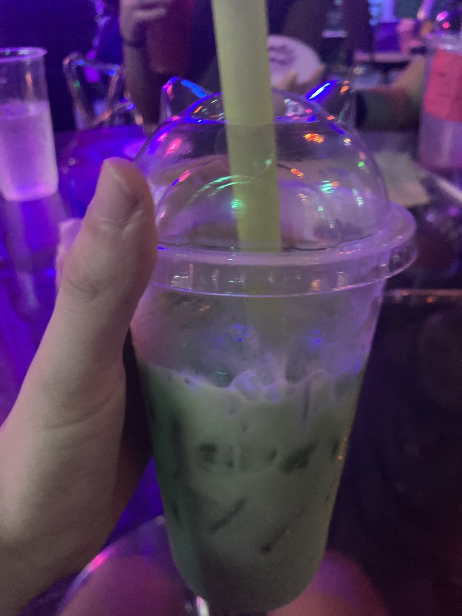 bottoncopp's tweet photo. I HAVE RETURNED FROM THE OMORI CAFE !!!
Very very fun, all the stuff they had was fun n cute and the eatable things were great !! They had a few very small things to do as well ((not gonna say in case anybody wants to surprise themselves !!! https://t.co/hFdYCyeU9T