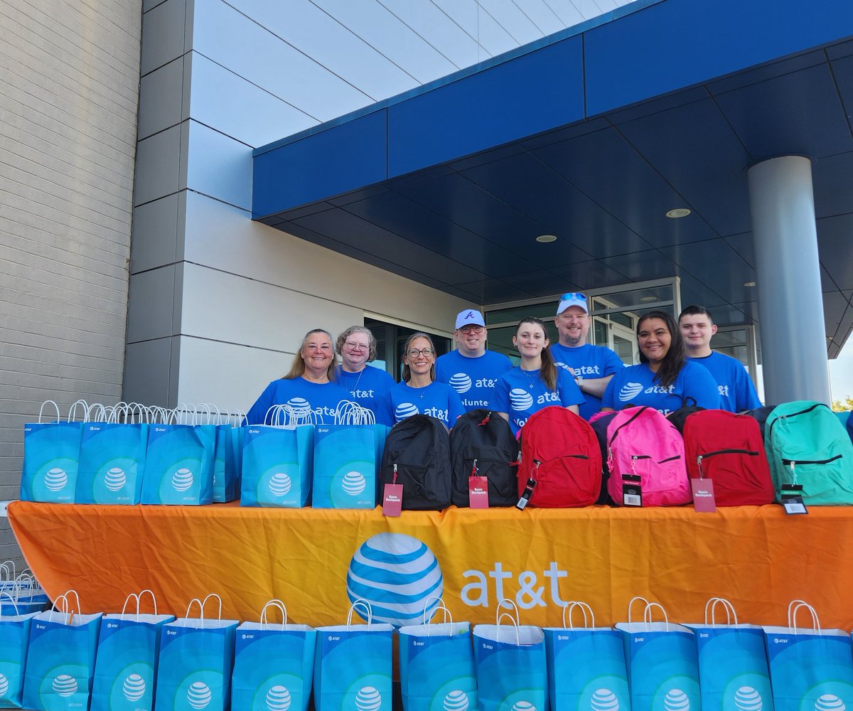 Malachi Long II (@chi_rulz) on Twitter photo Had a great day giving back to the community today. Looking forward to more events like these. #AttPioneers ##LifeAtATT <a href="/EvvCollections/">Evansville Call Center</a> <a href="/TashaTunu/">Tasha Tunu</a> <a href="/LMSellers1109/">Leslie Sellers</a> Had a great day giving back to the community today. Looking forward to more events like these. #AttPioneers ##LifeAtATT <a href="/EvvCollections/">Evansville Call Center</a> <a href="/TashaTunu/">Tasha Tunu</a> <a href="/LMSellers1109/">Leslie Sellers</a>