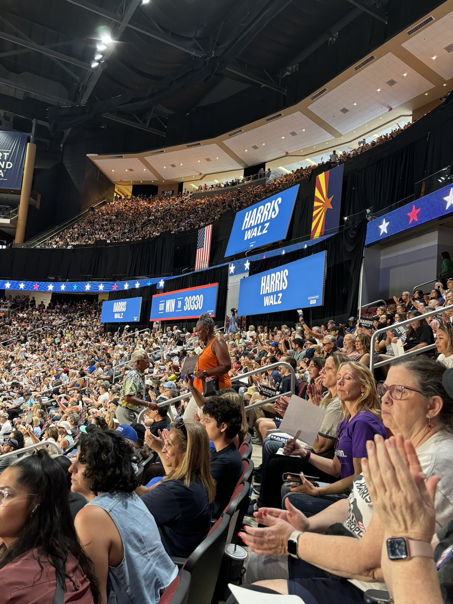 hlschaffer's tweet photo. Apparently people think the #KamalaWalz2024 rally photos are AI or photoshopped. So here are some of mine from the rally yesterday: https://t.co/nN5FOqMl7V