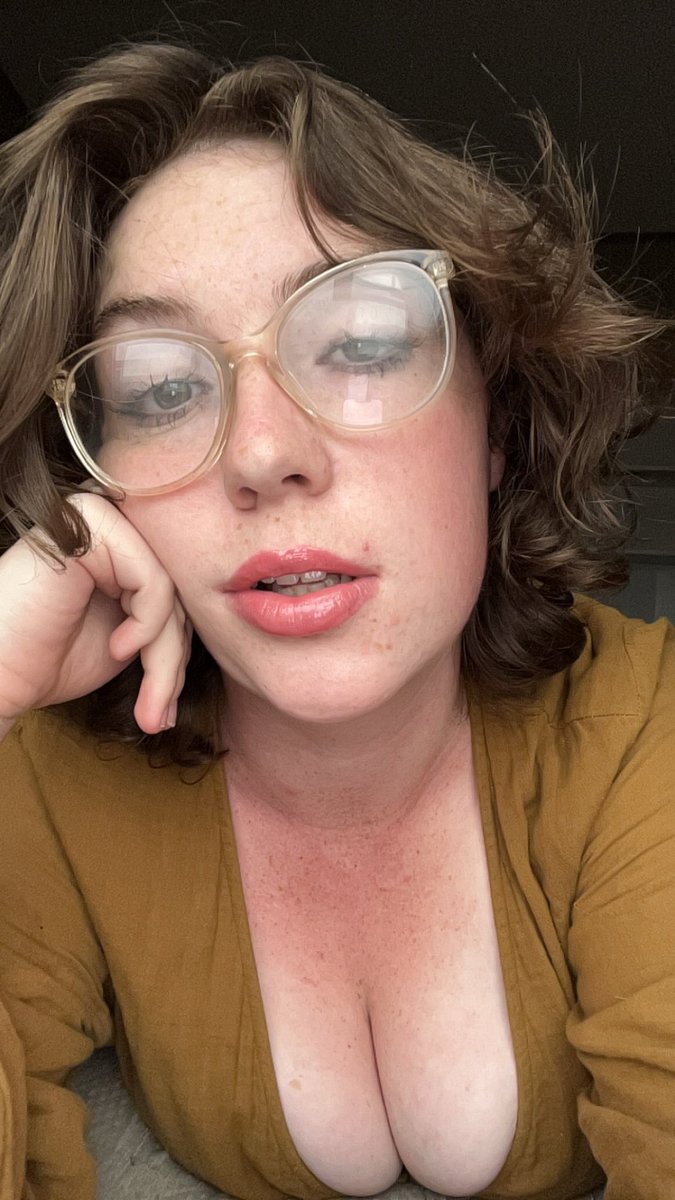 68leonanoel89's tweet photo. Sloppy dark makeup is my favorite slay https://t.co/MYIjvQUMTX