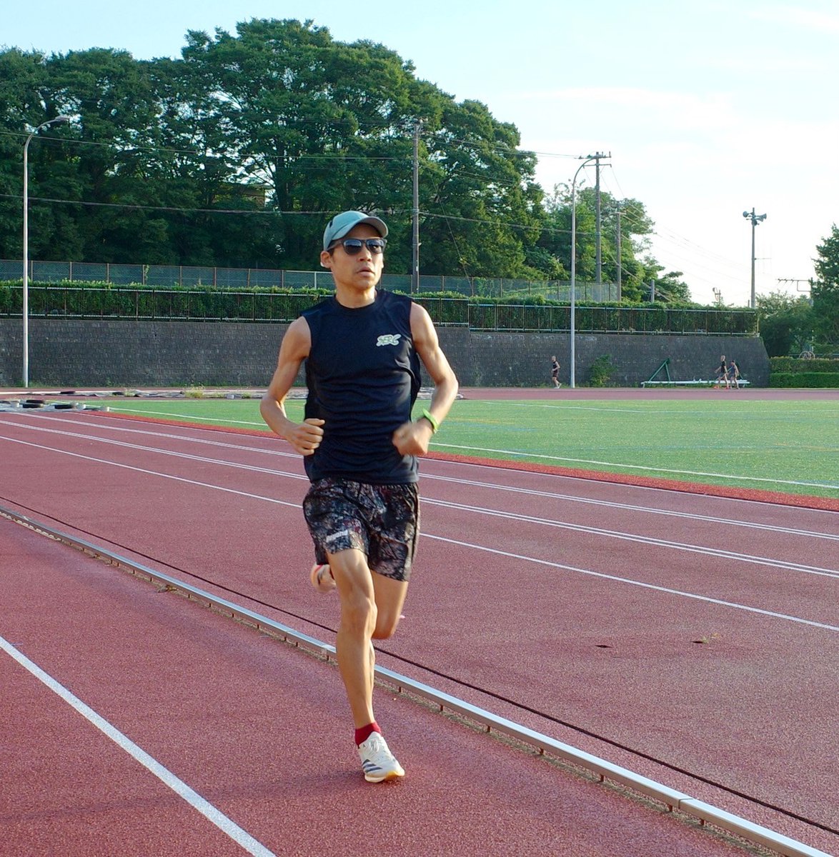 23304Shimo's tweet image. 8/11 20kmジョグ Ave4:21/km
+800m×5(r400m)→Ave2:26.0(=3:02.5/km)/r2:00.6
👟adizerotakumisen10
昨日のMKディスタンス5000mは気持ちが合わず3000mでDNF。
今朝の練習は切り替えて気持ちよく走り切れた‼️👍
引き続き細く長く繋いでいきたい。
#SERC