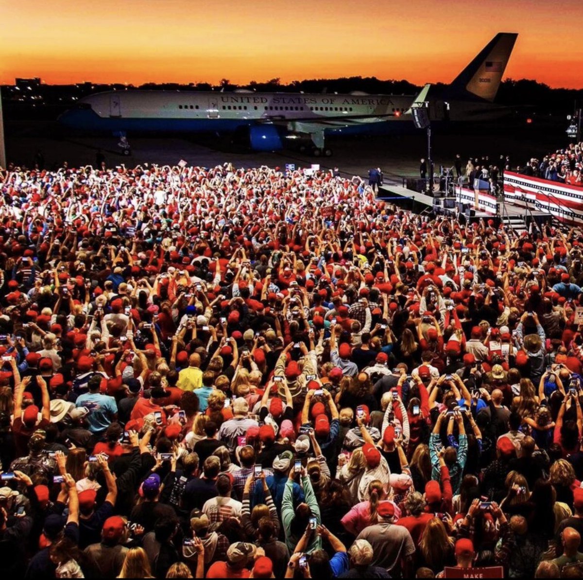 Good America πΊπΈ (@goodamerica1) on Twitter photo We donβt need no stinkin AI! We donβt need no stinkin AI!