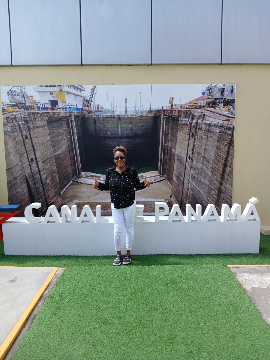 Caarpat's tweet photo. Panama called and I answered. #Panama https://t.co/gpQFljr61f