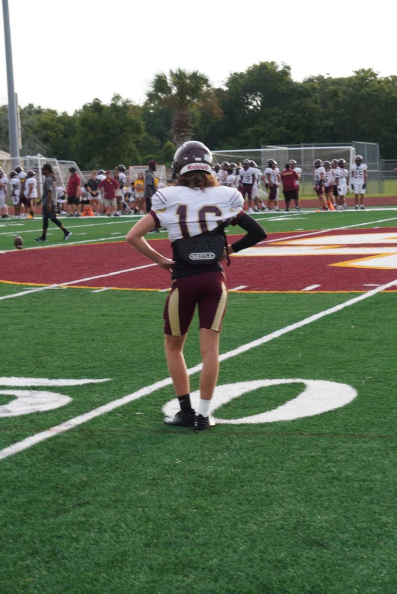 sunshinecar16's tweet image. First TD of the season coming in the maroon vs gold scrimmage with the scoop n score. Many more to come this season, just getting started. @CoachShort2 @Coach_HTaylor @DbD0J0 @coachbutler407 @FBCoachKing