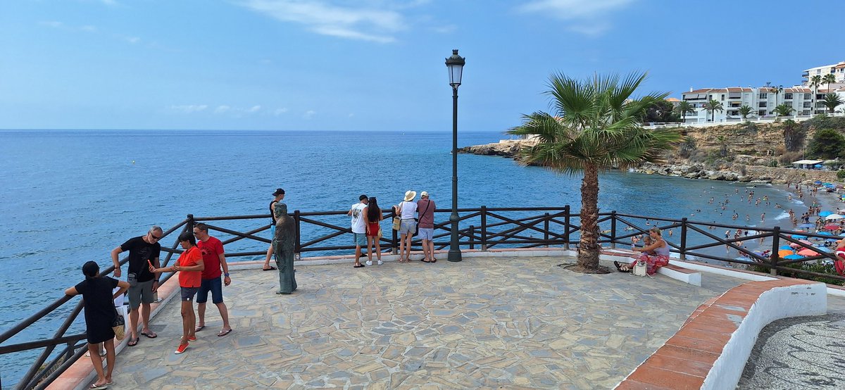 manolcan's tweet photo. #Fotopostales #Nerja https://t.co/JG0CYR4qtZ