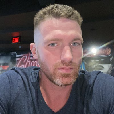 CodyPartington's tweet photo. #NewProfilePic https://t.co/Jq4xMHzJbE