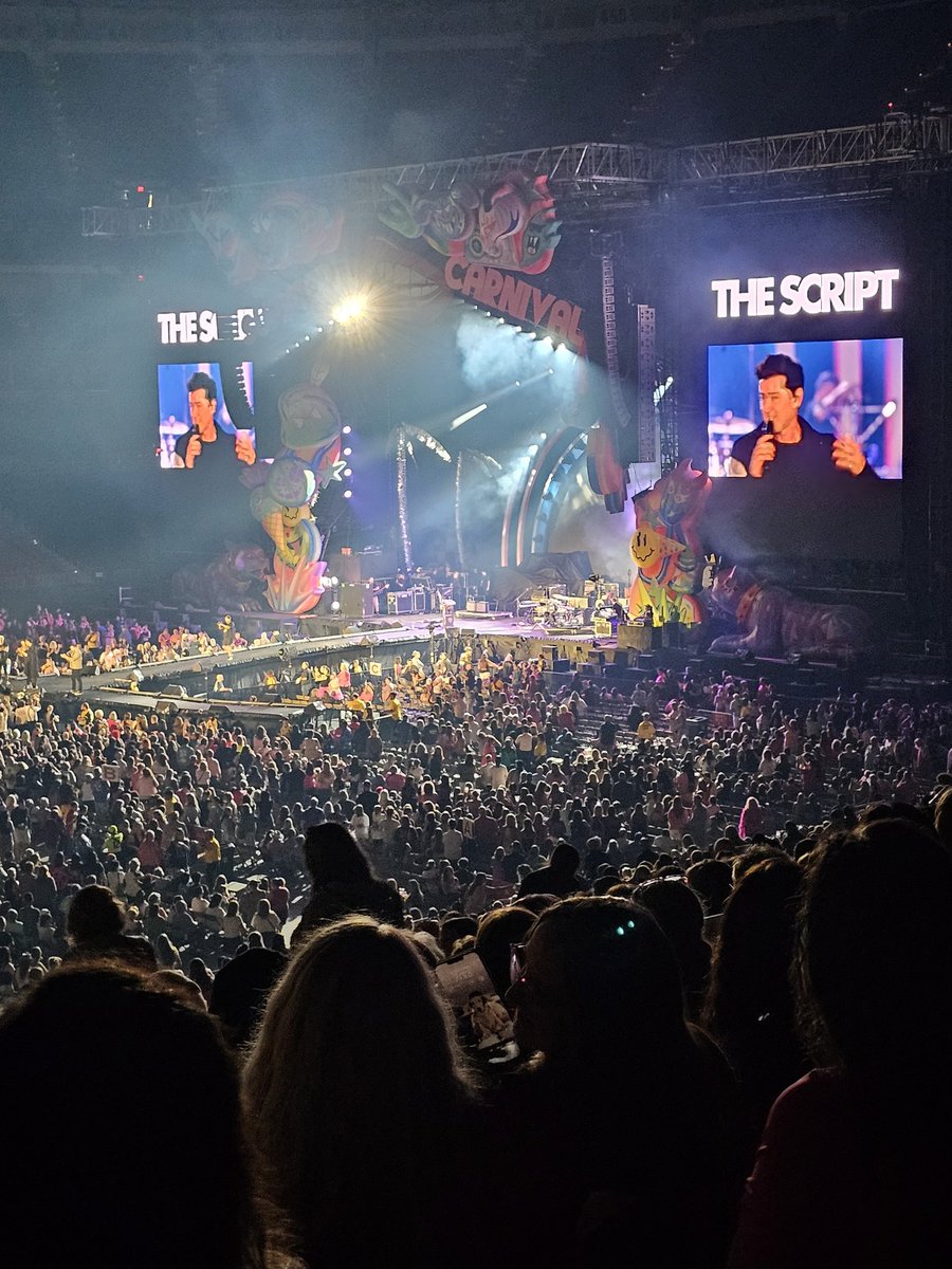 KatNerd86's tweet photo. @thescript KILLED ITTTTTTT Let's go st louis https://t.co/y4EKETAJGJ