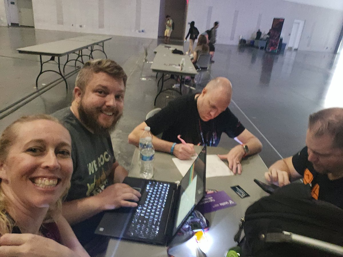 GoonBoxBadge tweet media