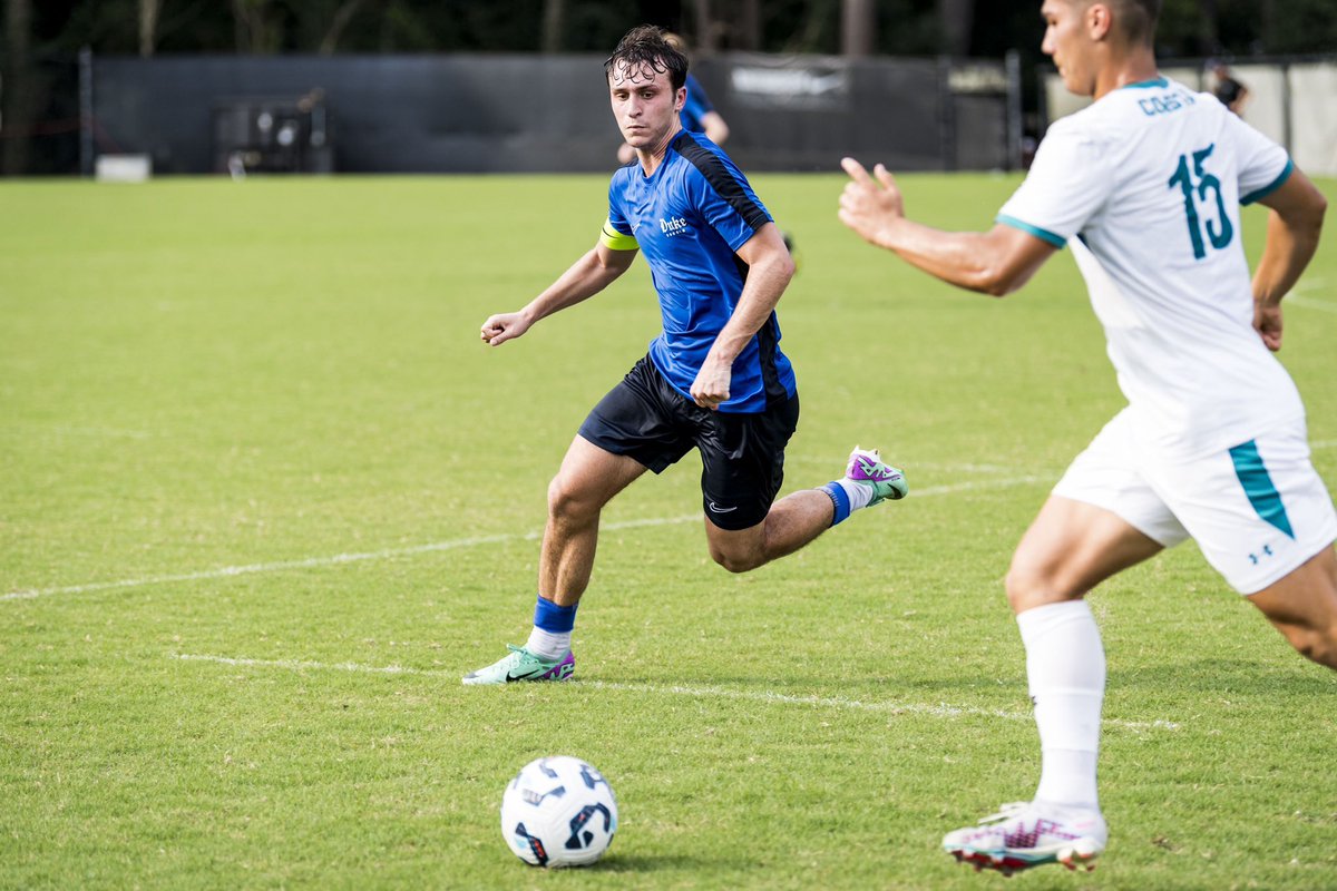DukeMSOC's tweet image. Back on the pitch 🙌