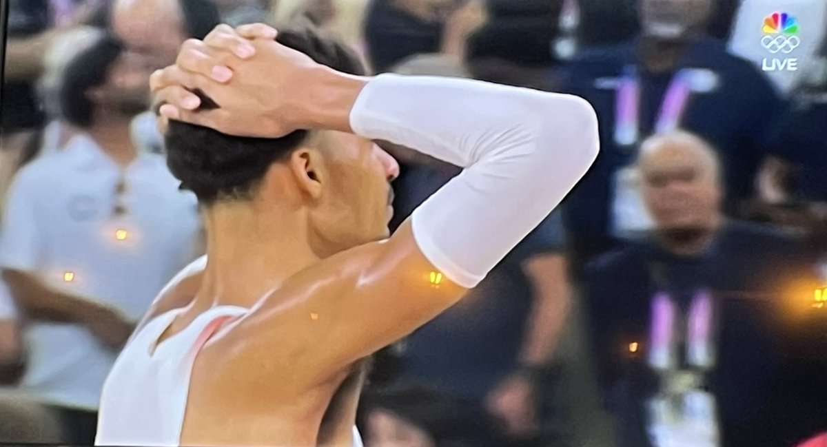 Usman_Tweets7's tweet photo. Victor Wembanyama was🔥💯for France leading his home country to a Silver Medal in first Olympics. Can’t wait to see what Wemby does this season for the Spurs.
#wemby https://t.co/yWakQ0JyHi