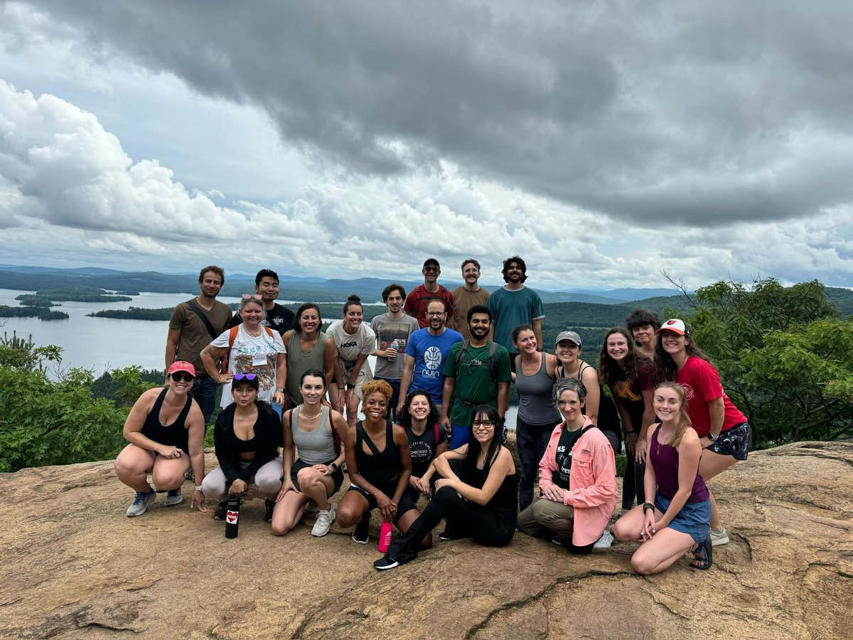 Dana Mueller tweet media