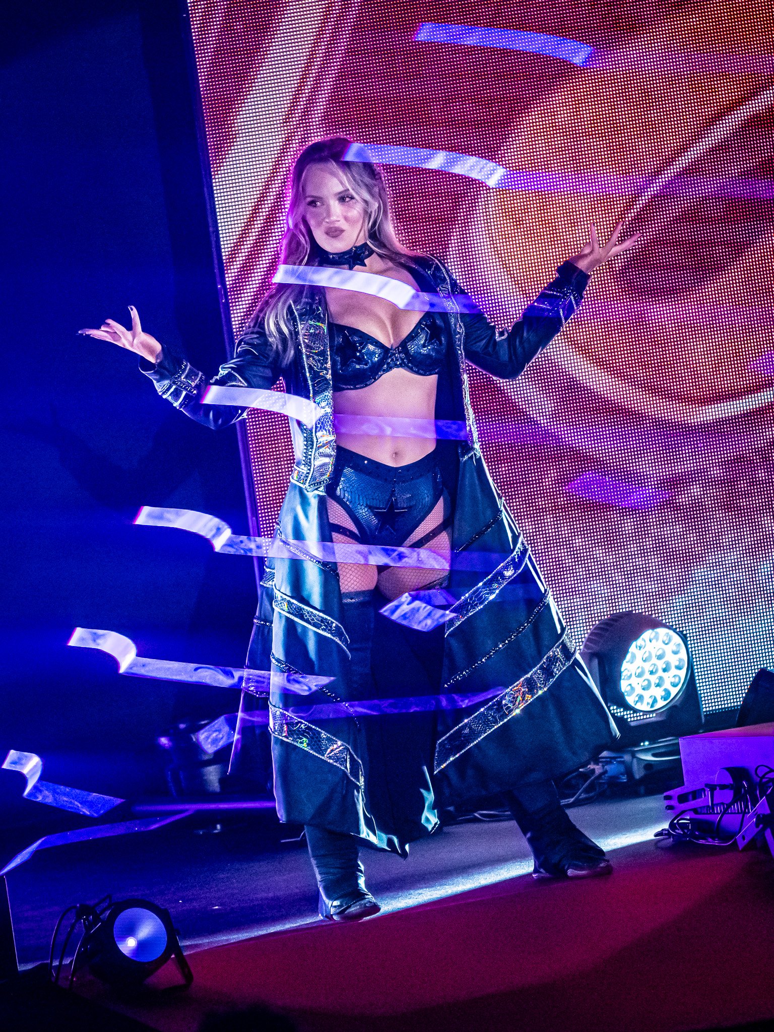 GUqXI2XbAAAEGzc?format=jpg&name=orig