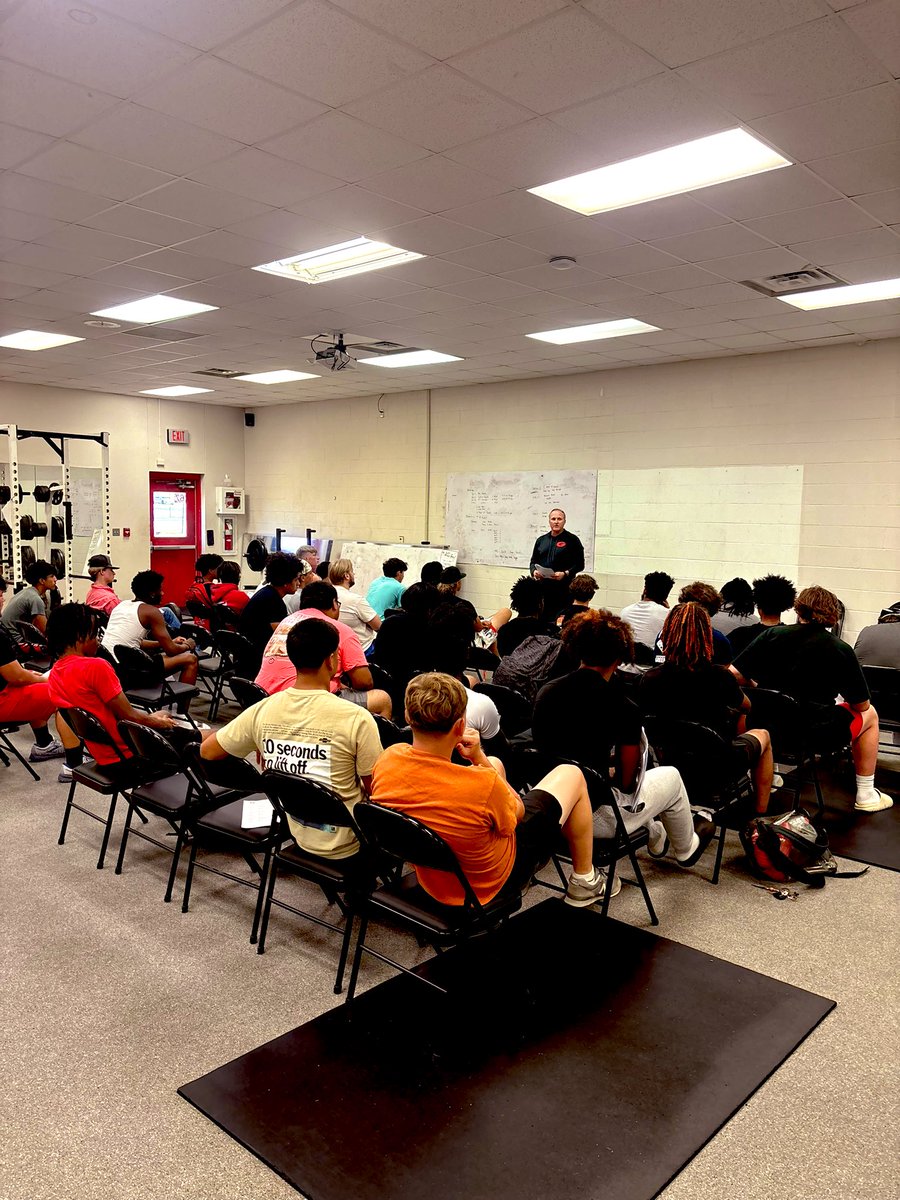 Greenville Lions Football tweet media
