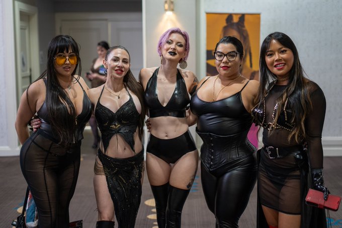 Today&rsquo;s Fetish Con experience. Connecting with so many talented creators was a highlight!  @AstroDomina