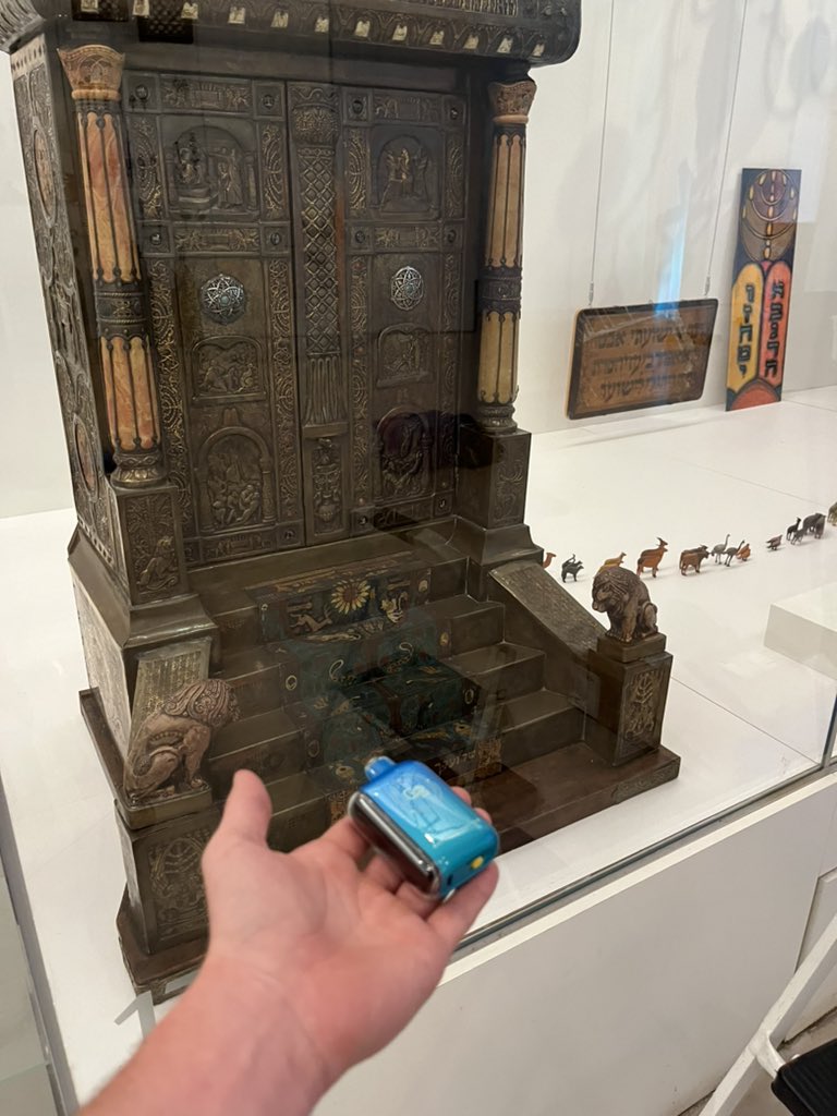 awaitingtrial's tweet photo. Showing my blue ice geek bar the artifacts https://t.co/Uxr6UssAqY