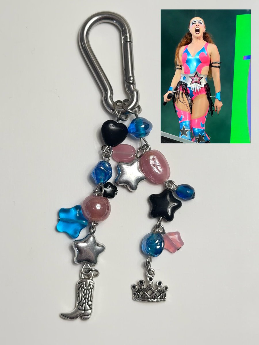 braceletladyy's tweet photo. jewelry giveaway!! 

1 winner will recieve a free custom piece inspired by anything they want!! can be a song, album, tv show, movie, ANYTHING!!

to enter:
 
-follow me + rt
-rt my pinned tweet

-reply with what you would get!

ends 8/24 (same day as my next drop!) https://t.co/iyPxAWC8mS